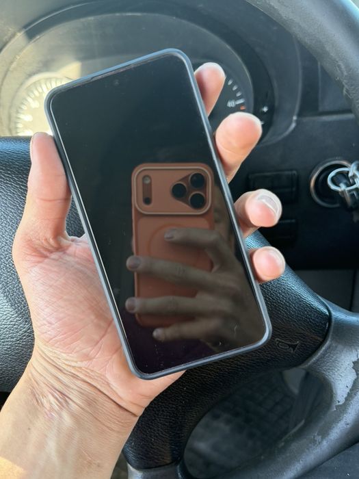 Продам samsung  S24