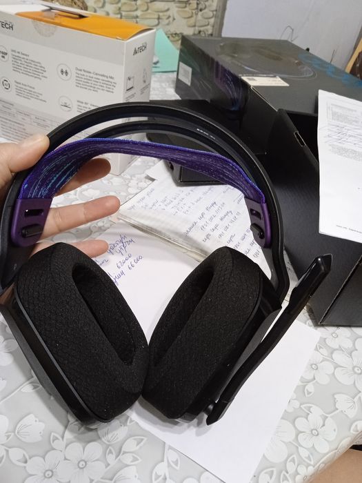 Наушники игровые Logitech новые 45000