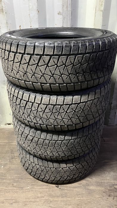 285/60 R18 — ЗИМА Bridgestone Blizzak DM-V2