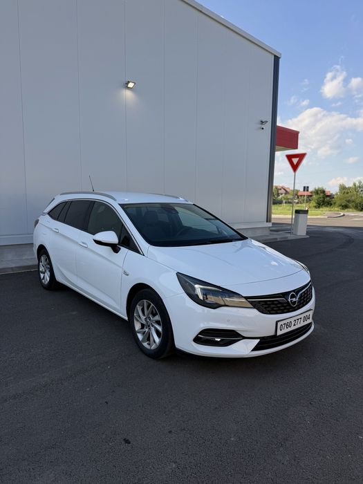 Opel Astra Sports Tourer 1.5d automat
