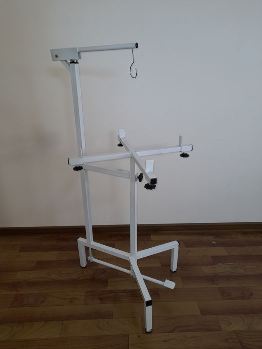 Медицинская подставка под бикс