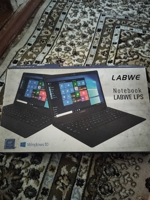 Labwe ноутбук почти новый