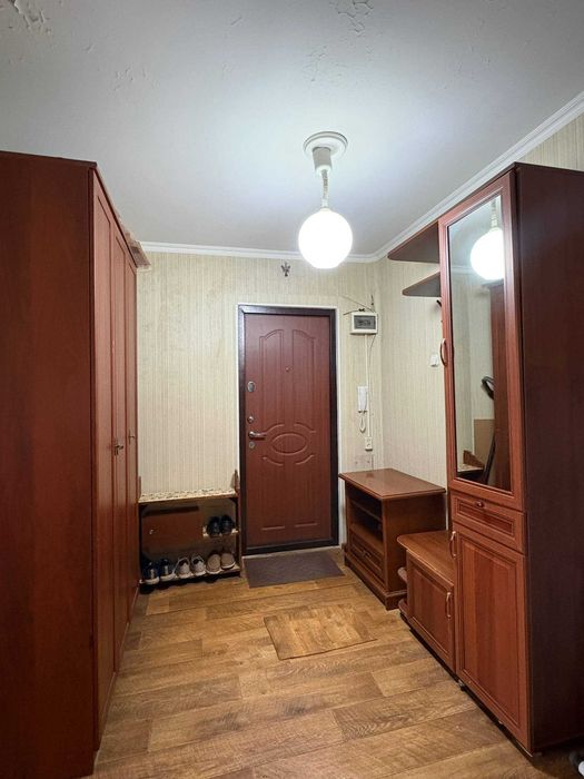 Продам 2х комн кв Космос
