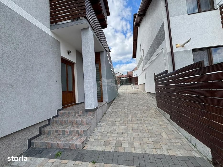 Casa 5 camere 4 bai 426 mp teren zona Arhitectilor