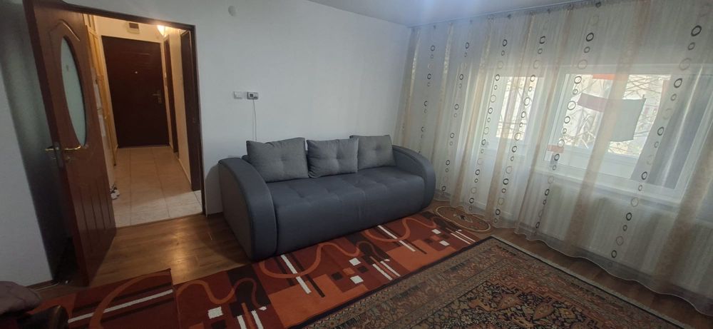 Inchiriez garsoniera utilata si mobilata cu centrala termica