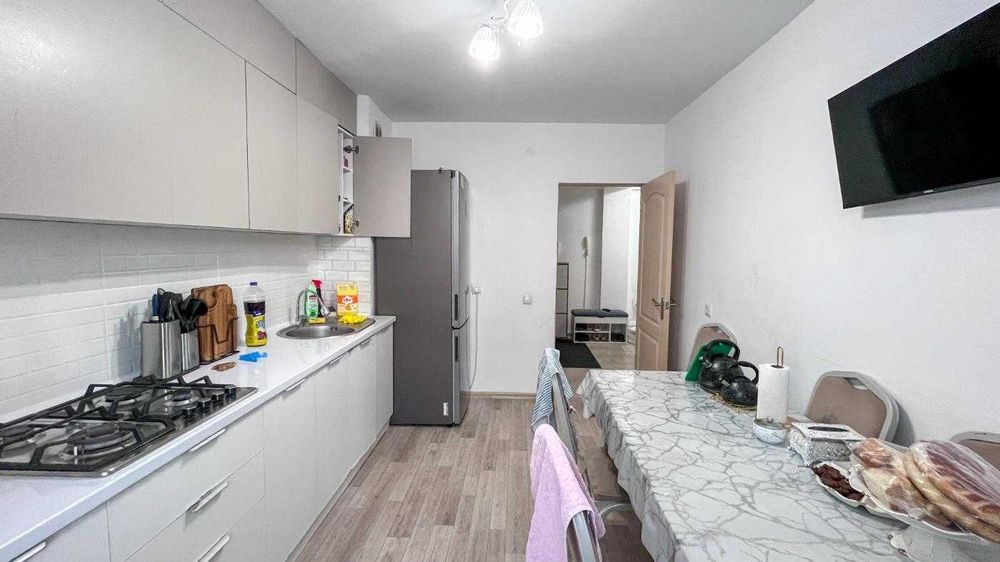 продается 3х ком квартира Думан