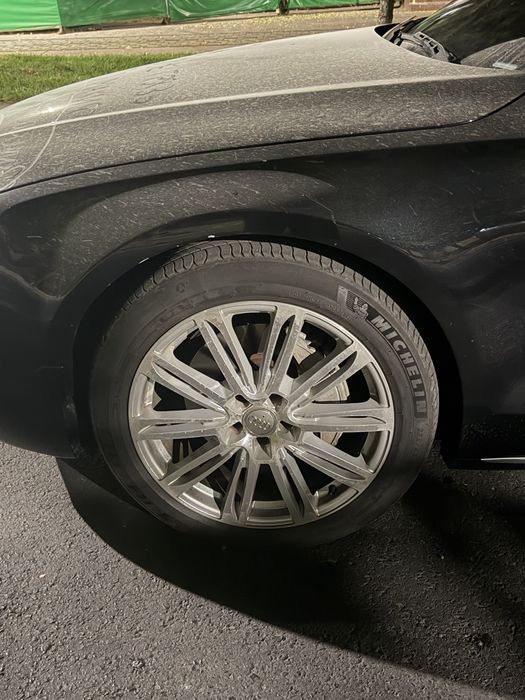 Audi A8 Long Quattro