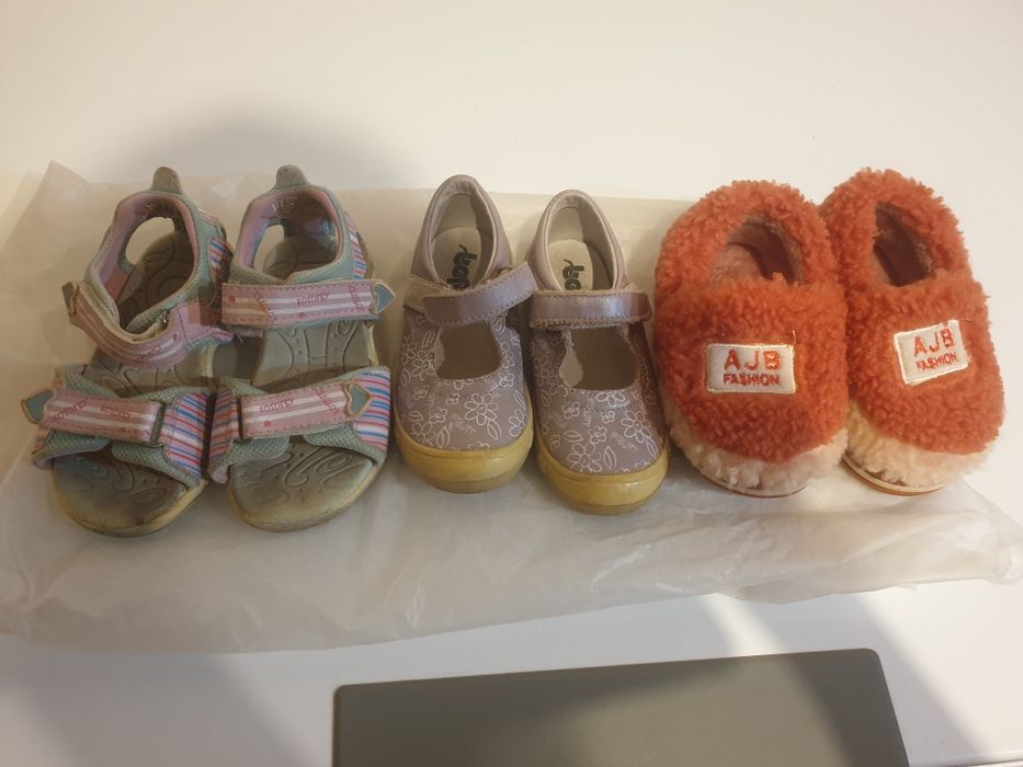 Десткая обувь 25