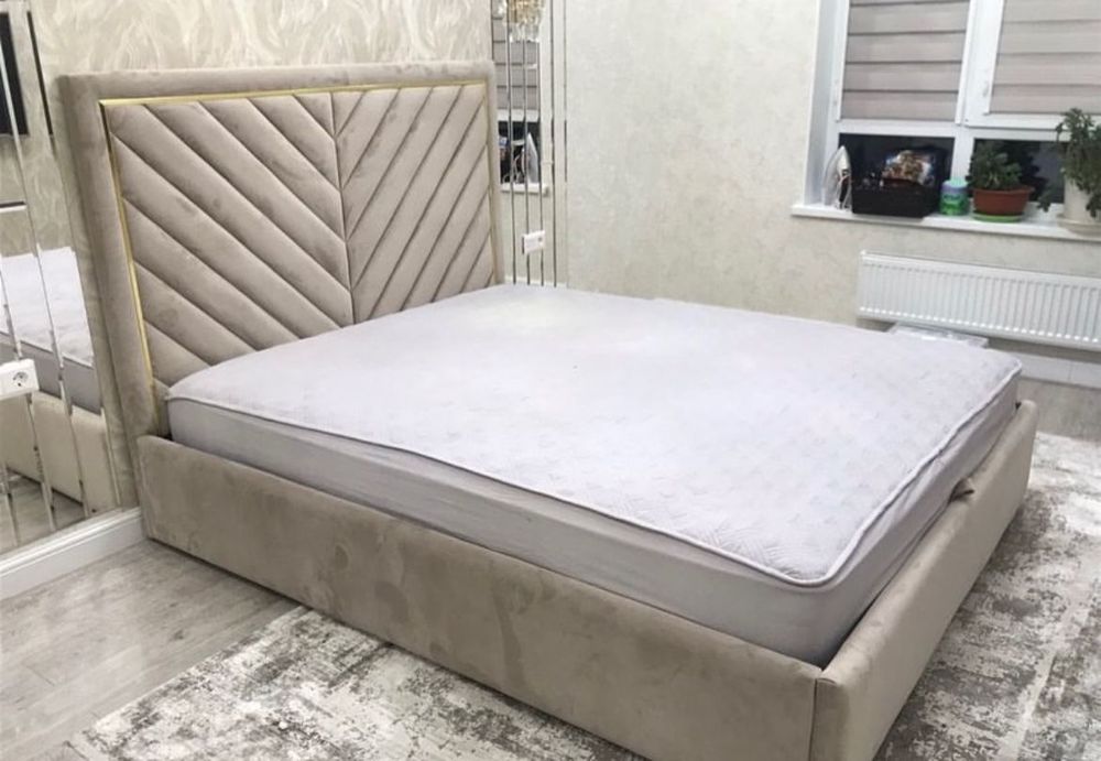 Двухспальный кровать