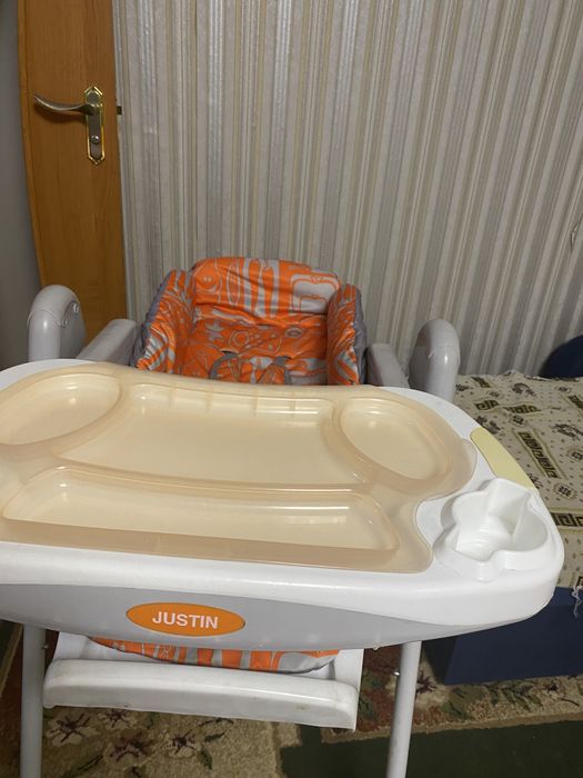 Продам стульчик для кормления