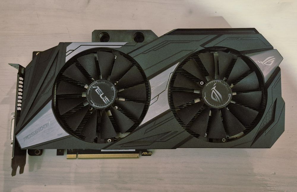 Placa video gaming  GTX 1080 Ti 11GB Platinum ROG Poseidon