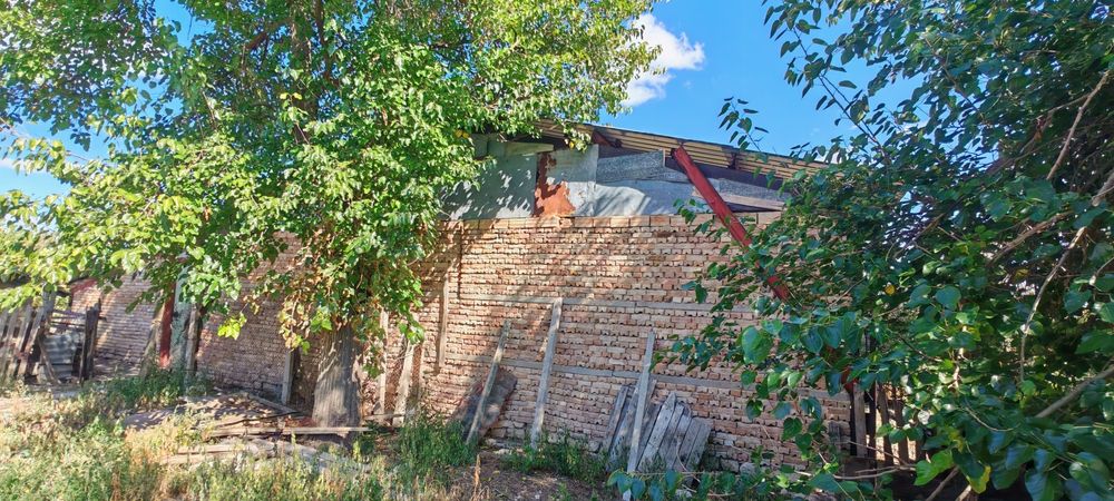 Метална конструкция навес хале