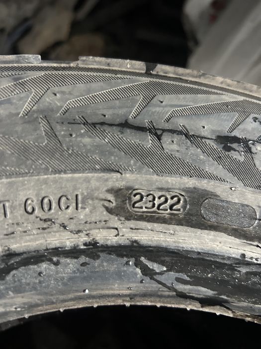 205/60/16 NOKIAN