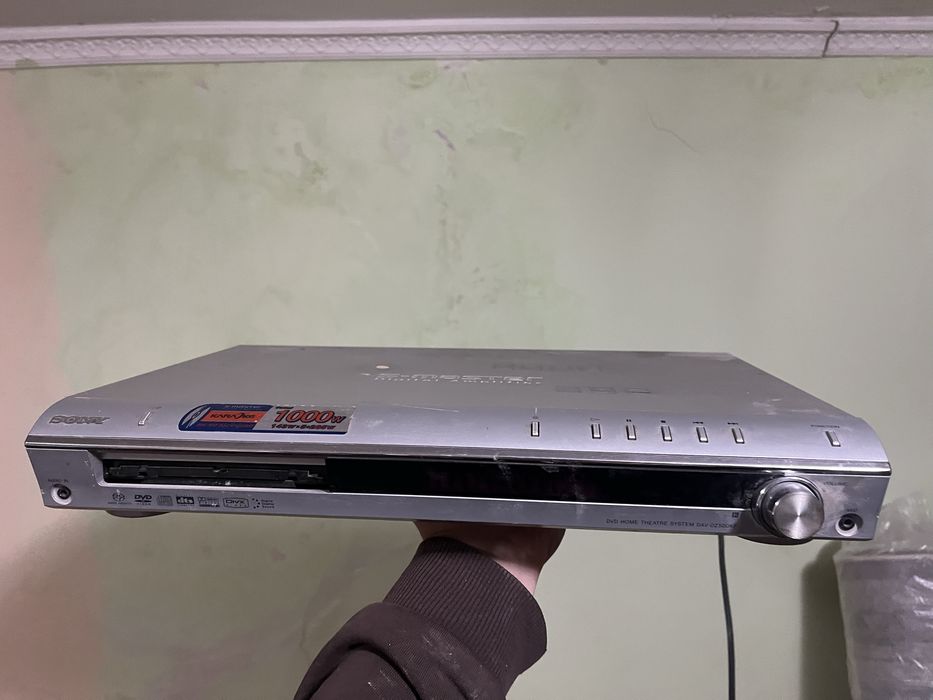 Dvd магнитафон продаетса