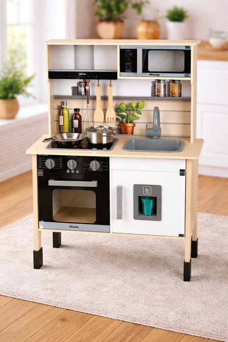 Set bucatarie de jucarie din lemn cu lumini , sunete si accesorii