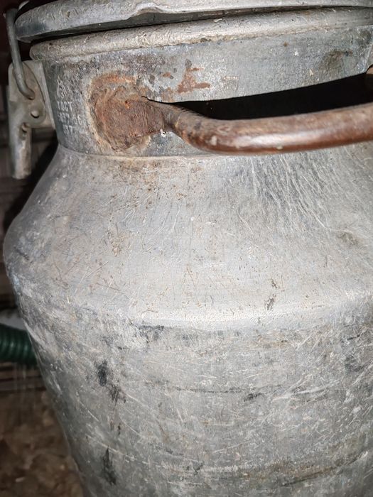 Продам флягу алюминиевый