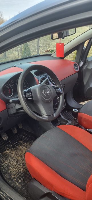 Opel Corsa D 1.2 benzina si gpl