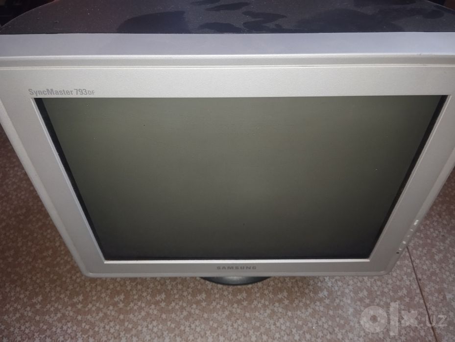 Монитор Samsung SyncMaster 793DF 17" (ЭЛТ/CRT) + кабели