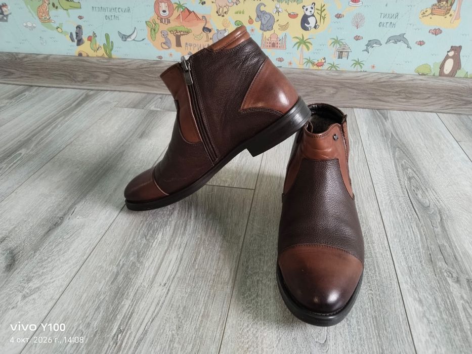 Срочно продам мужские сапоги