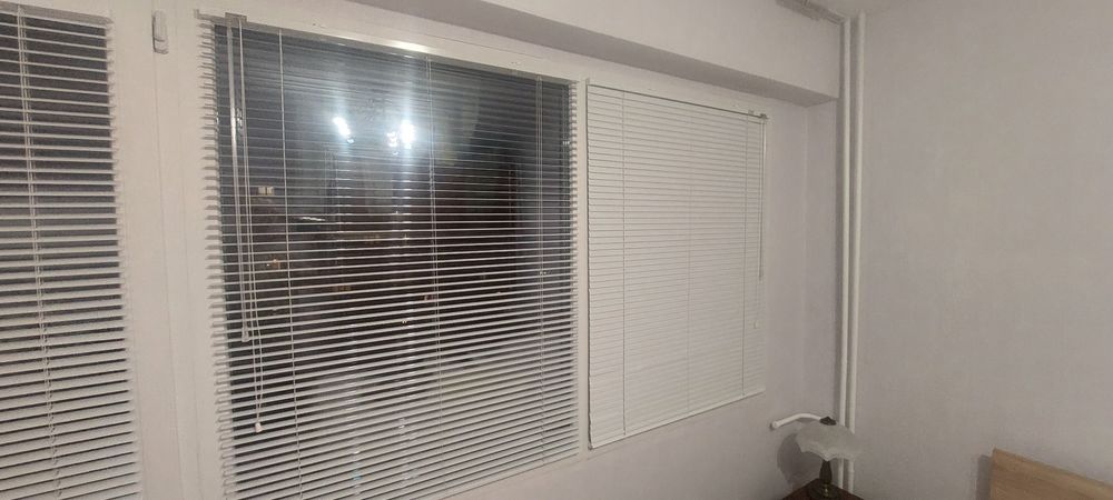 Хоризонтални алуминиеви щори