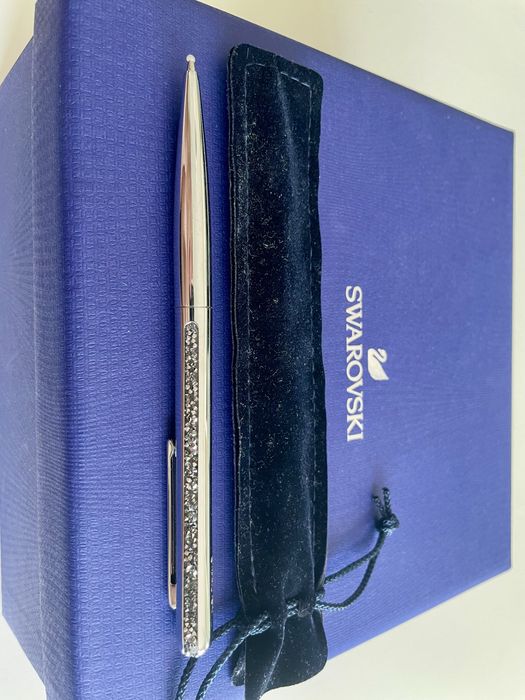 Swarovski химикал