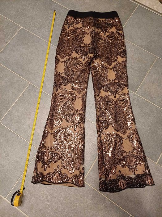 Pantaloni dama, deosebiti, pentru ocazie cu talie inalta evazati