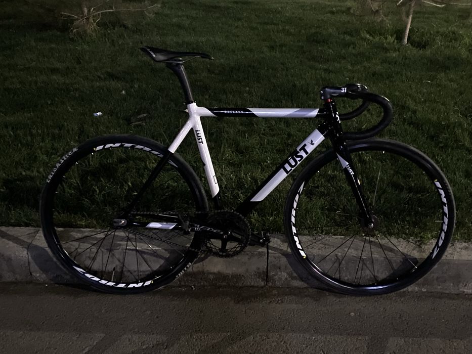 Fixed gear lust beclass