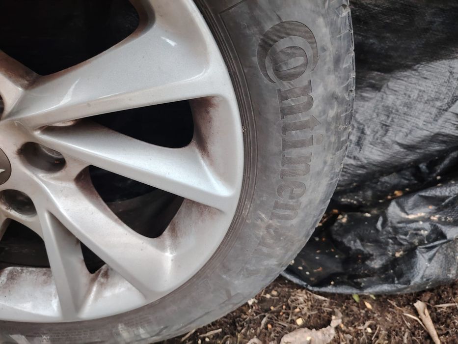 Jante  pe 16 aliaj cu anvelope de vara