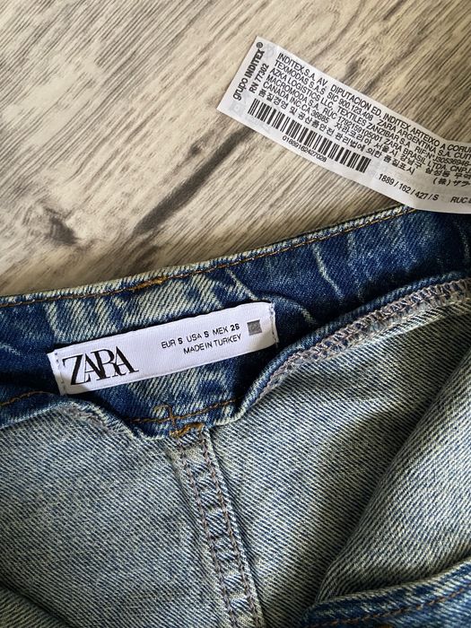 Юбка джинсовая коротка ZARA 36