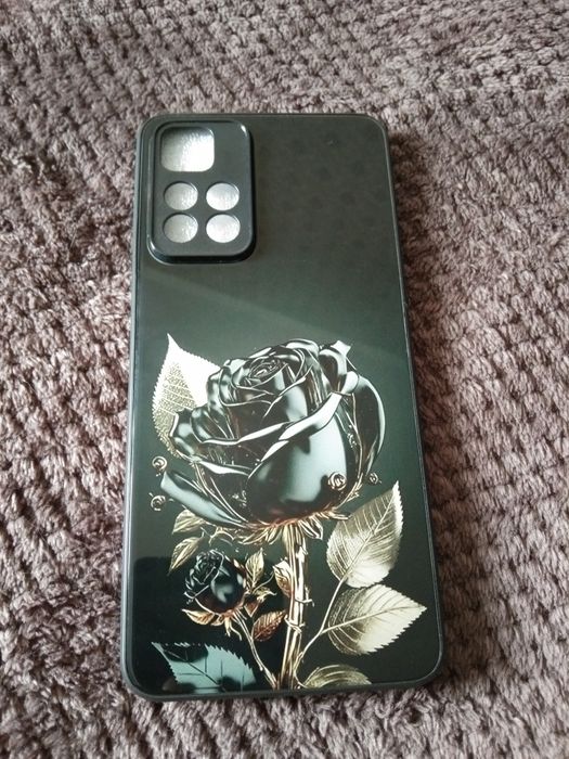 Продам защитный чехол на Redmi Note 11 pro 5G