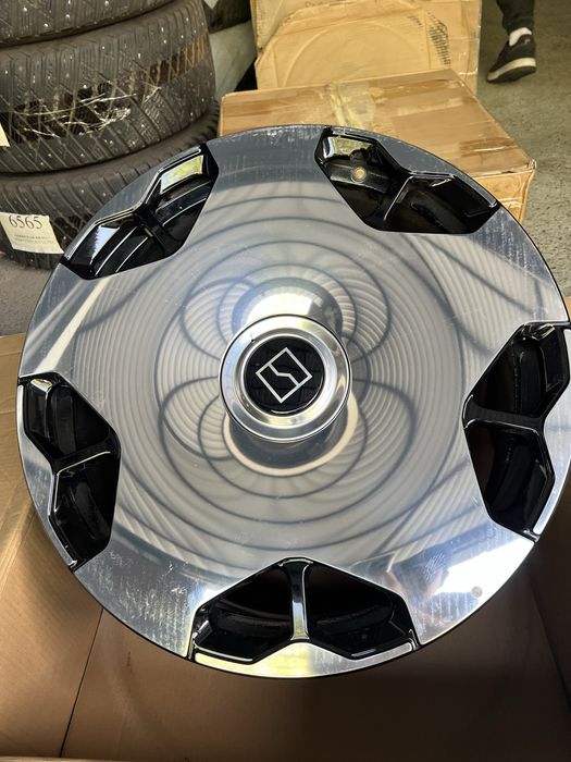 Zeekr 9X R22 диски