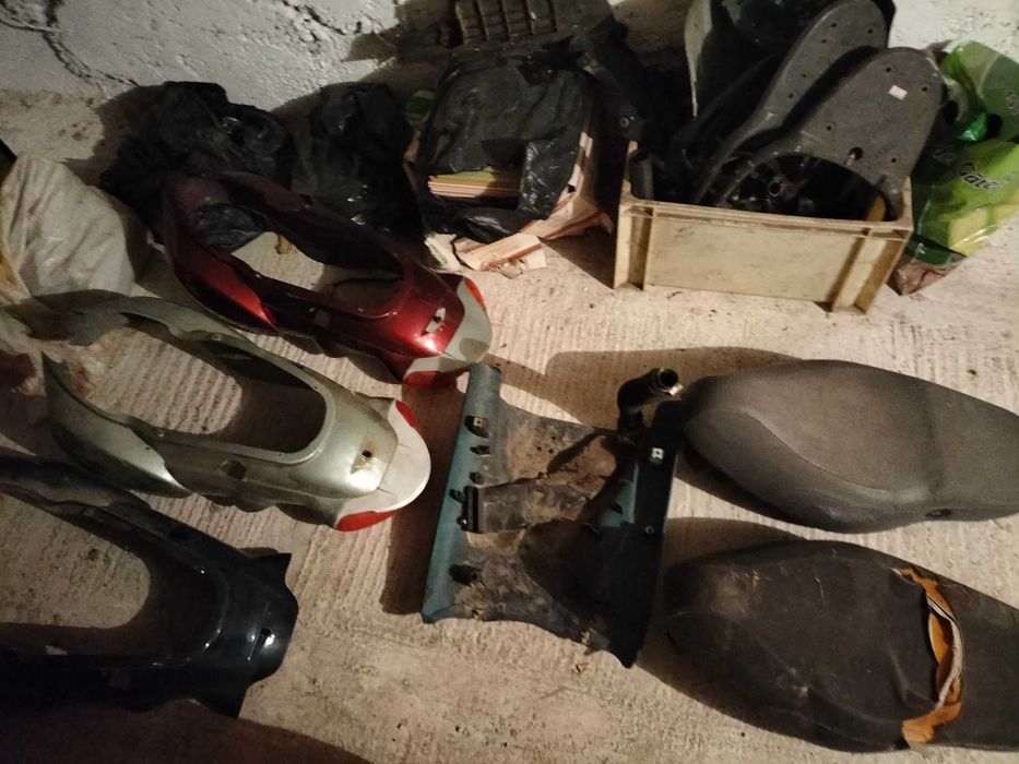Aprilia Scarabeo 50 4t si injectie