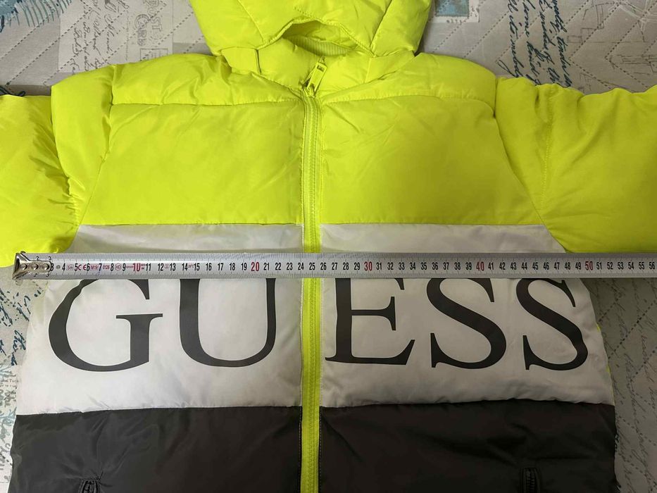 Зимно яке GUESS за момче