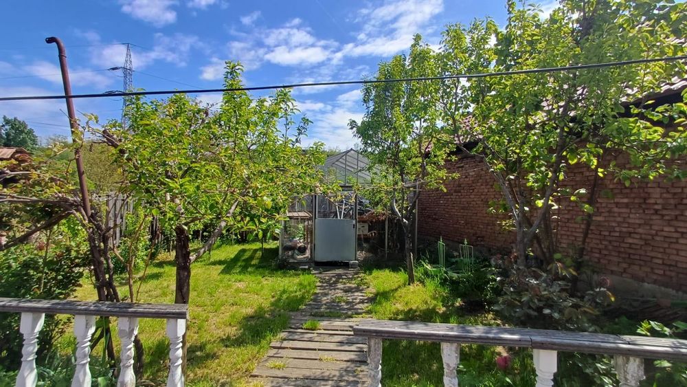 Vând casă în Vinerea (Cugir)