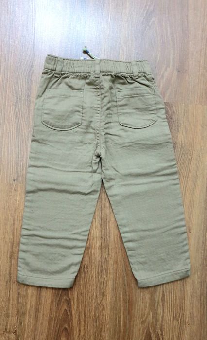 Новые брюки для мальчика от Carter's на 12- 18мес