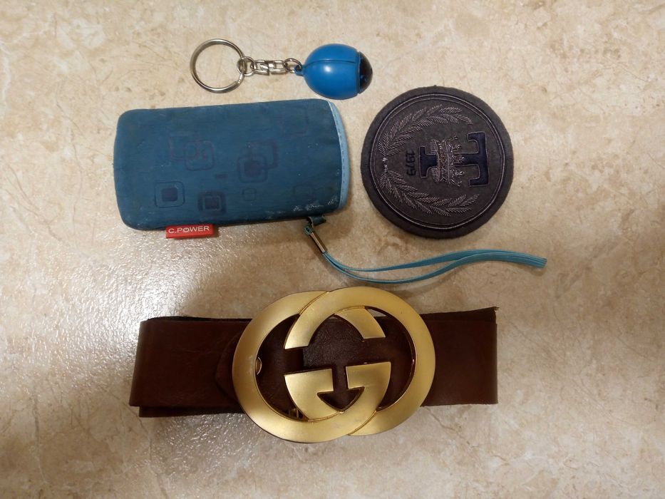 Пряжка Gucci, брелок и аксессуары за все 20 тыс