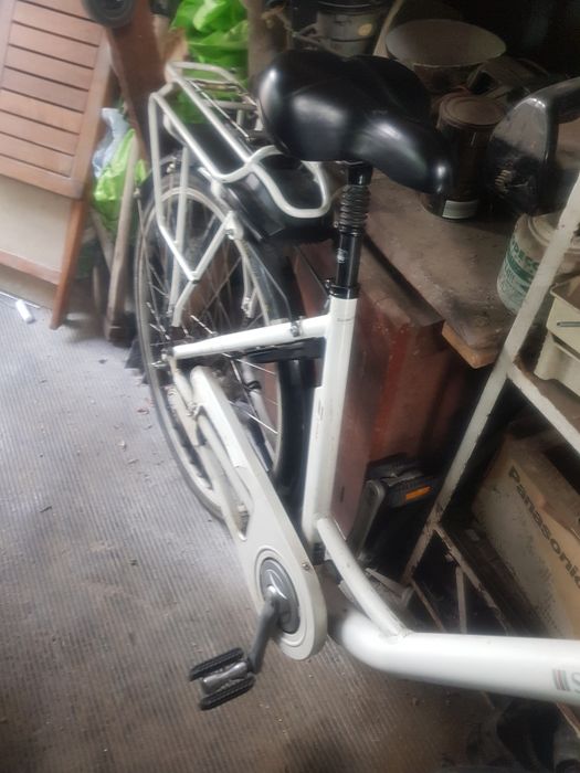 Bicicleta electrica  din aluminiu roti pe 28