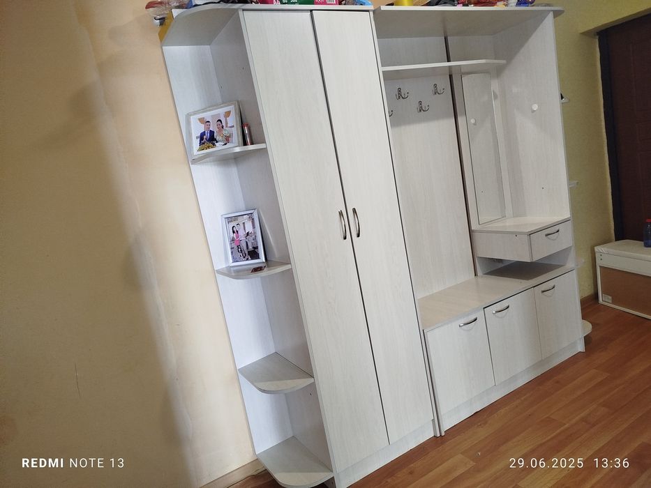 Продаётся прихожая в отличном состоянии