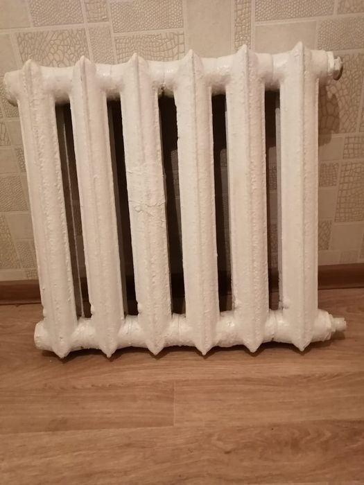 Продам батареи чугунные