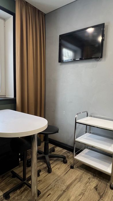 Сдам кабинет в аренду в салоне красоты