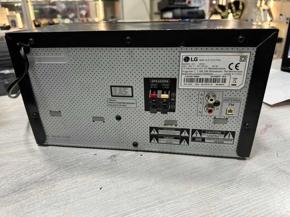 Аудио система LG CK43 Hi-Fi Mini System