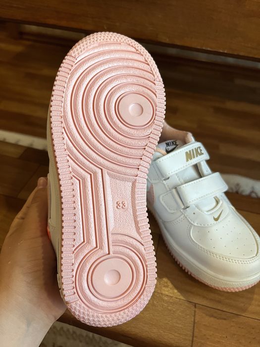 Кроссовки детские