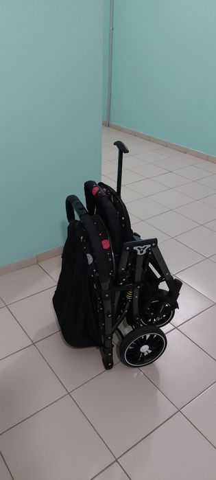 Продам детскую коляску