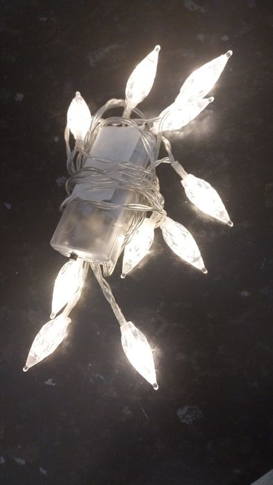 Елочные украшения. Светящиеся гирлянды.