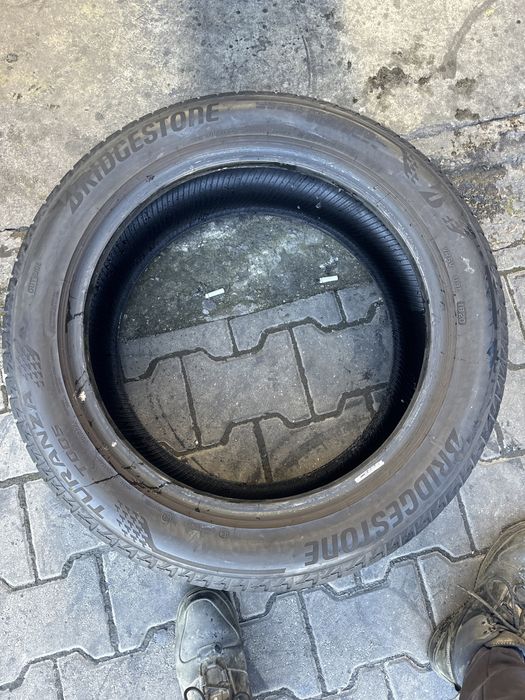 235/50/18 Bridgestone