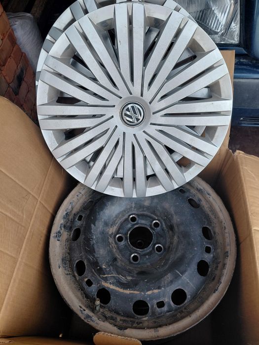 Диски на поло с колпаками