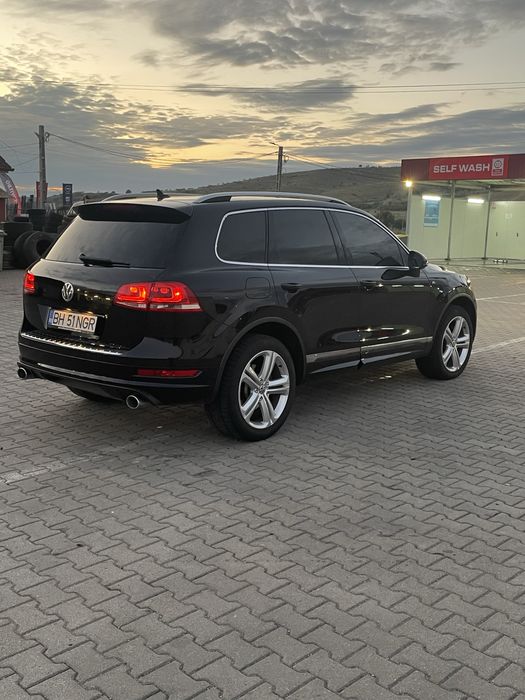 Volkswagen Touareg R line