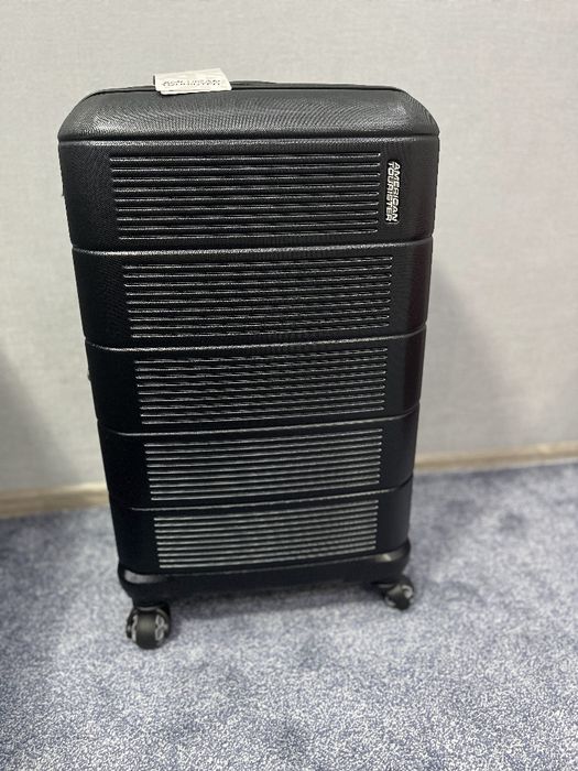 Новый чемодан American Tourister, 24" Spinner, оригинал, расширяющийся