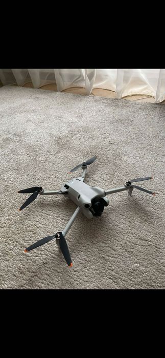 DJI mini 4 pro fly more combo с гаранция.