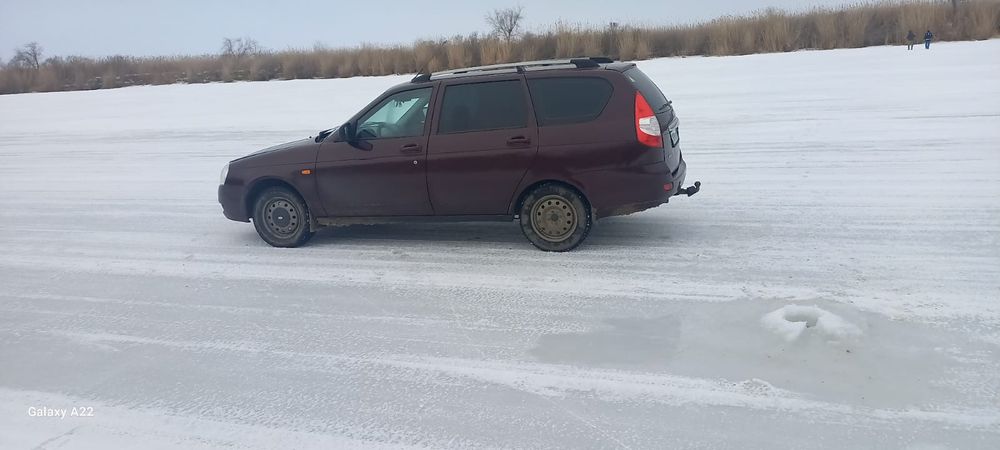 Lada priora сатылады.